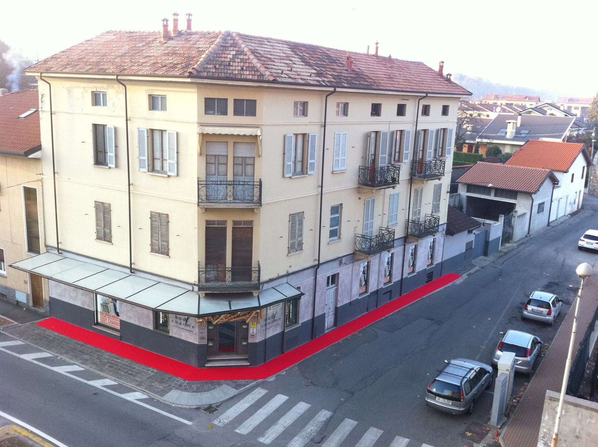 Palazzo destinato a Body Charme prima della riqualificazione